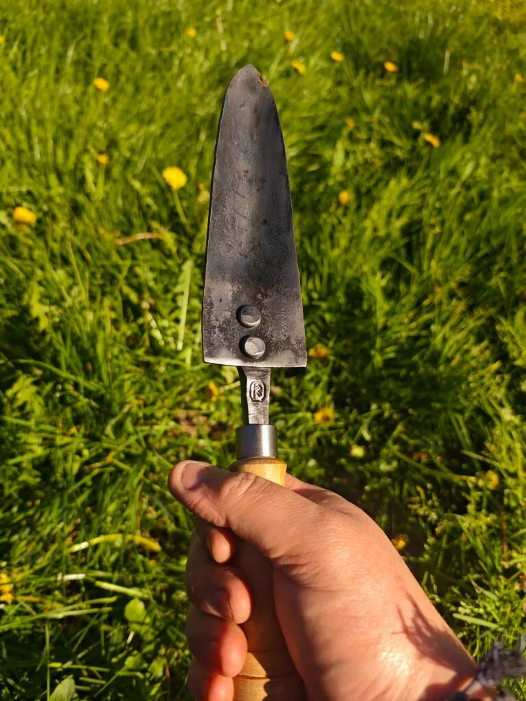 Couteau plantoir / désherbeur